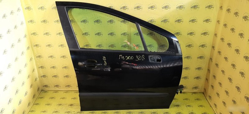 Дверь передняя правая Peugeot 308 9004CC контрактная