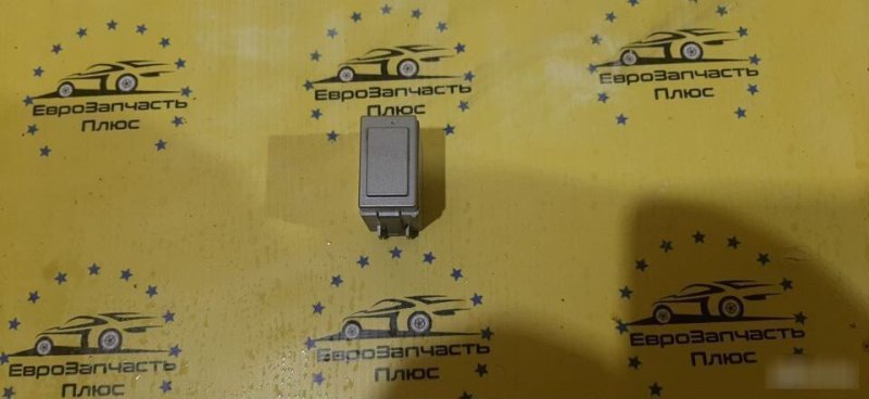 Заглушка кнопки обогрева сидений Ford Focus 2 6N4156051AA контрактная