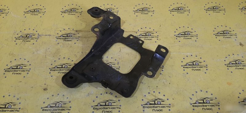 Кронштейн АКБ Ford Focus 2 3M51R6K034AF контрактная