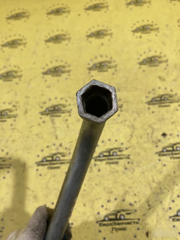 Ключ балонный Chevrolet Lacetti J200 Ключ балонный Chevrolet Lacetti J200