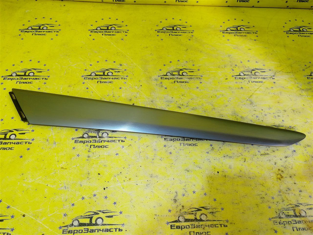 Накладка двери правая Ford Mondeo 4 CD345 VPBS7X23928 контрактная