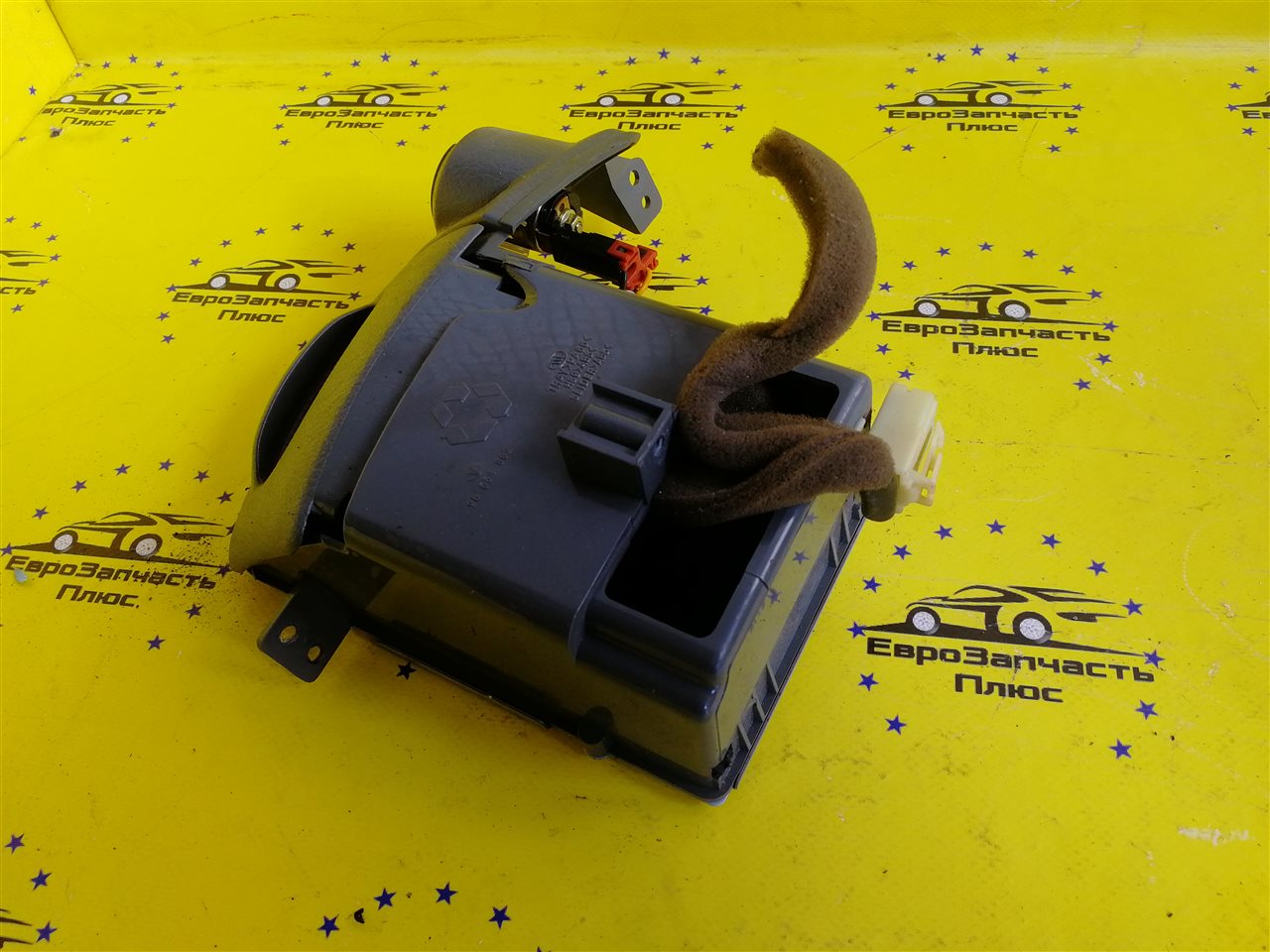 Пепельница передняя Lacetti J200