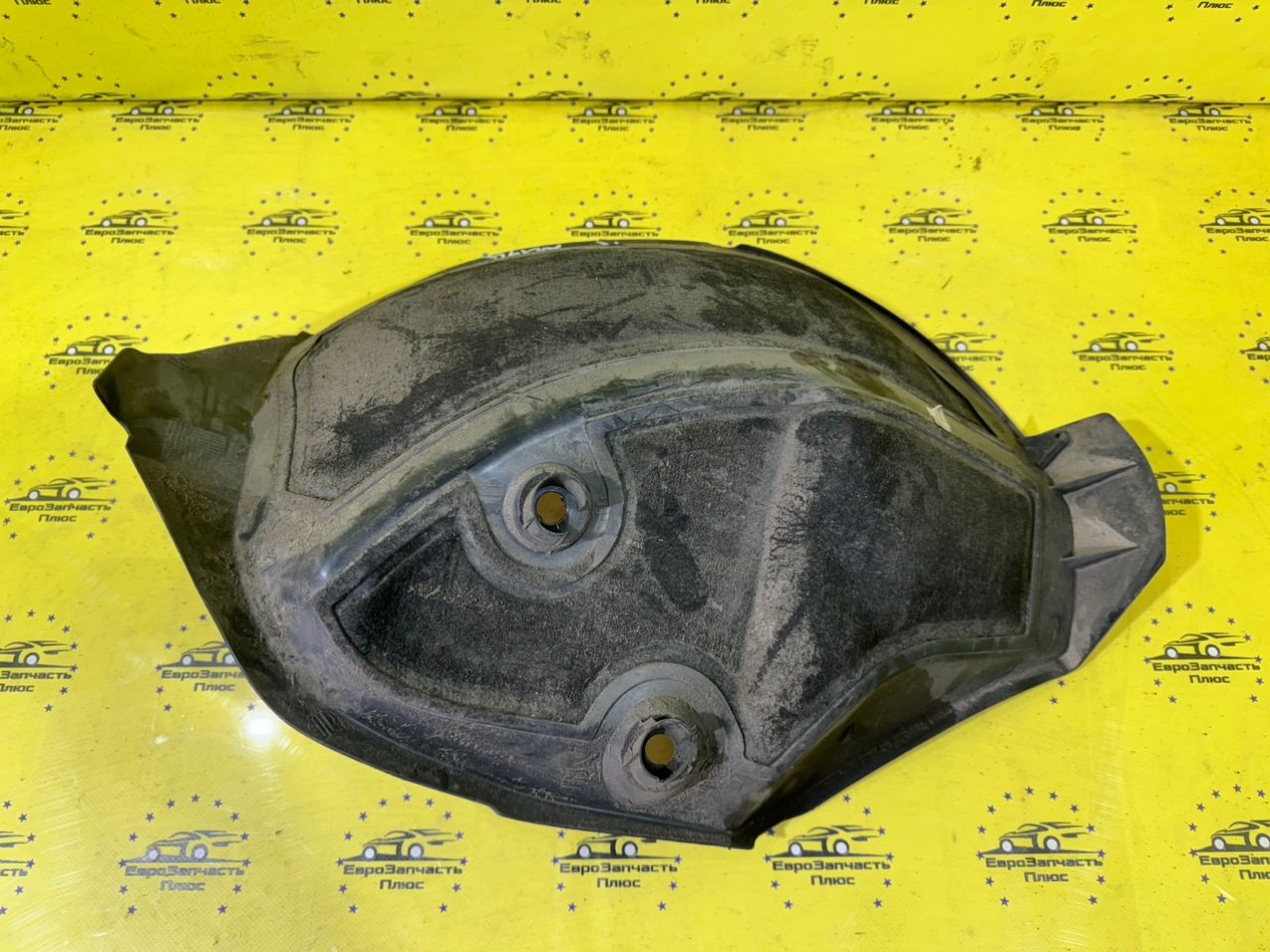 Подкрылок задний правый Renault Duster 1 767484539R контрактная