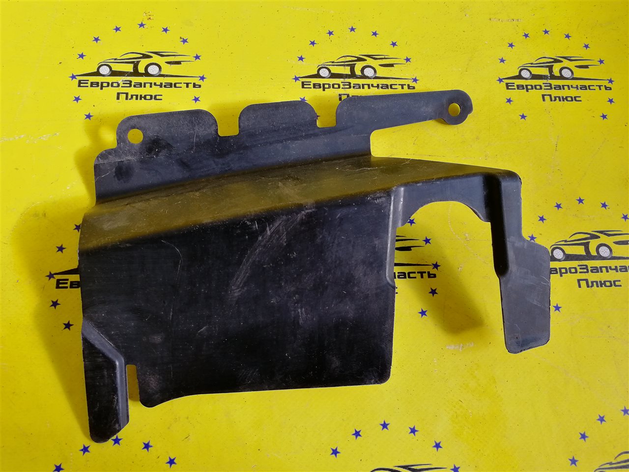 Дефлектор радиатора Focus 2