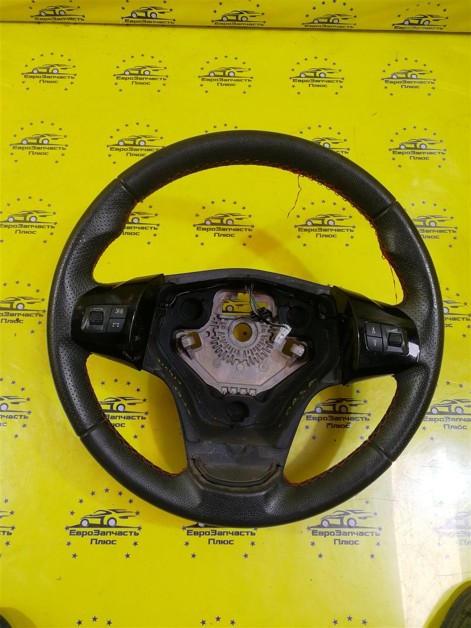 Руль кожаный Opel Corsa D 13230288 контрактная