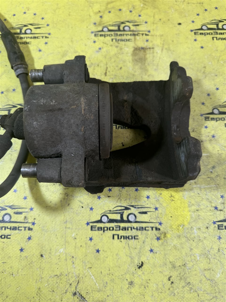 Суппорт передний левый Octavia A5 1Z