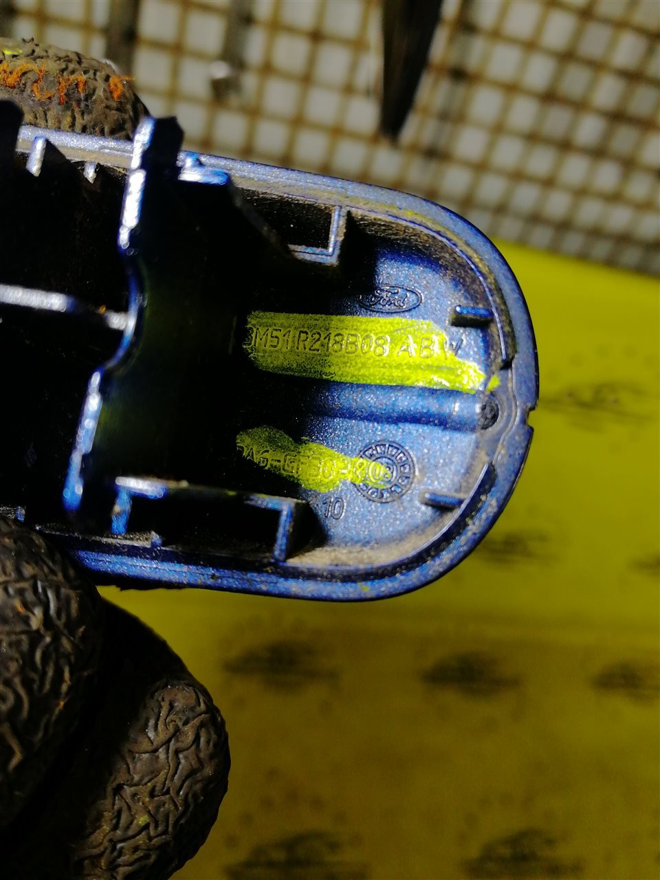 Вставка ручки двери Ford Kuga 2 C520