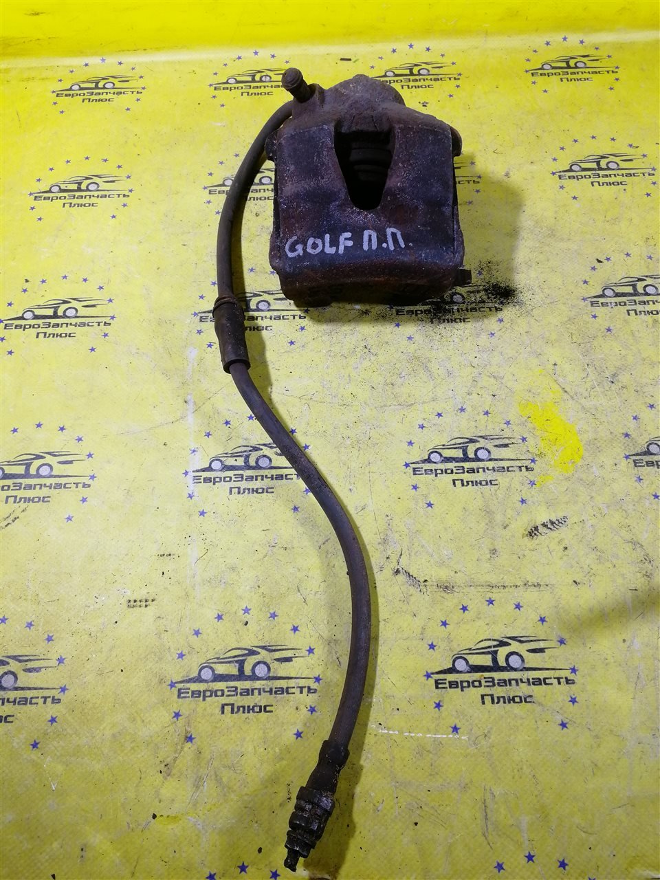 Запчасть суппорт передний правый Volkswagen Golf 5 MK5 1K0615124D контрактная Суппорт передний правый Volkswagen Golf 5 MK5 1K0615124D контрактная