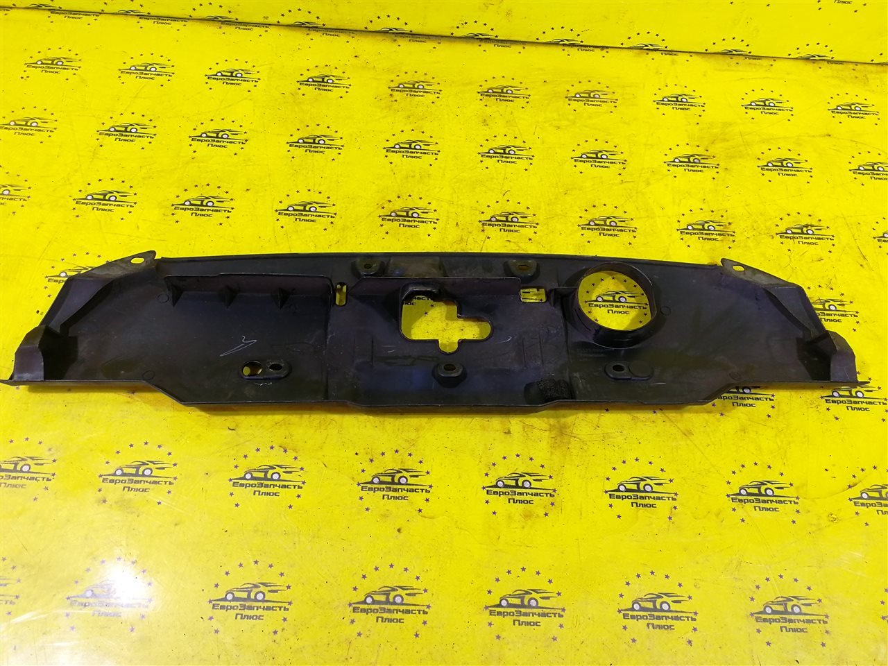 Накладка замка капота CR-V 3 RE