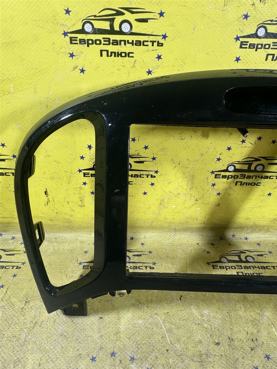 Рамка магнитолы Juke F15