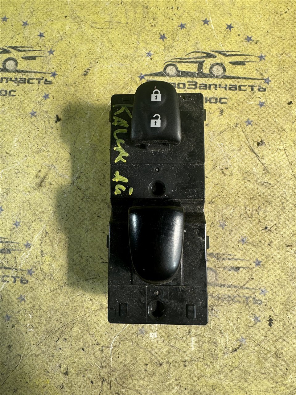 Кнопка стеклоподъемника Nissan Qashqai J11 254114BA0A контрактная