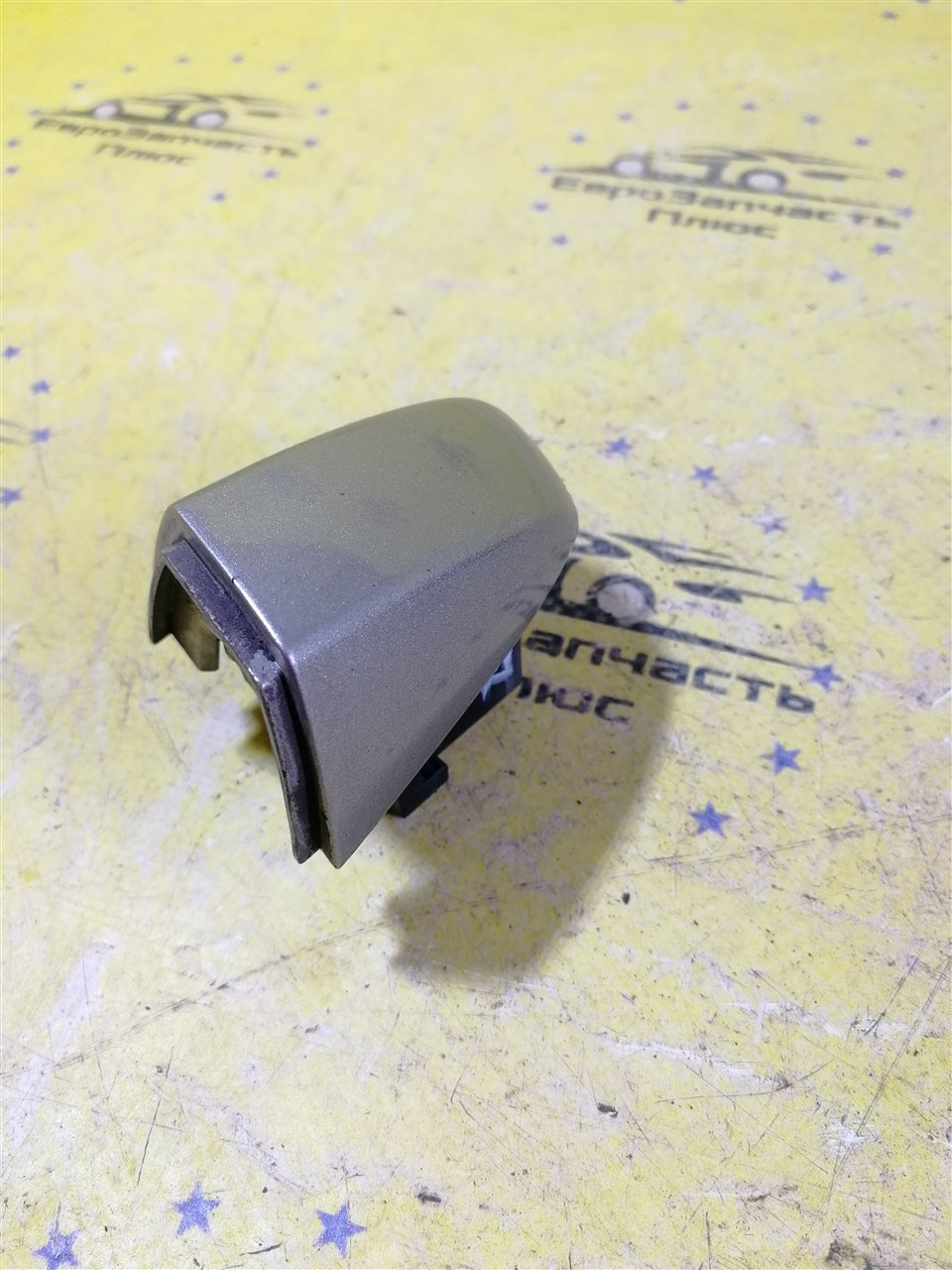 Запчасть накладка ручки двери задняя левая Skoda Octavia A7 5E 5G0839167 контрактная Накладка ручки двери задняя левая Skoda Octavia A7 5E 5G0839167 контрактная