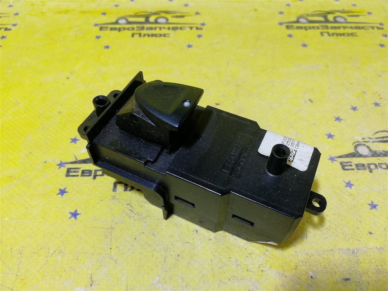 Запчасть кнопка стеклоподъемника Honda Civic 5D 35770SMGE022 контрактная Кнопка стеклоподъемника Honda Civic 5D 35770SMGE022 контрактная