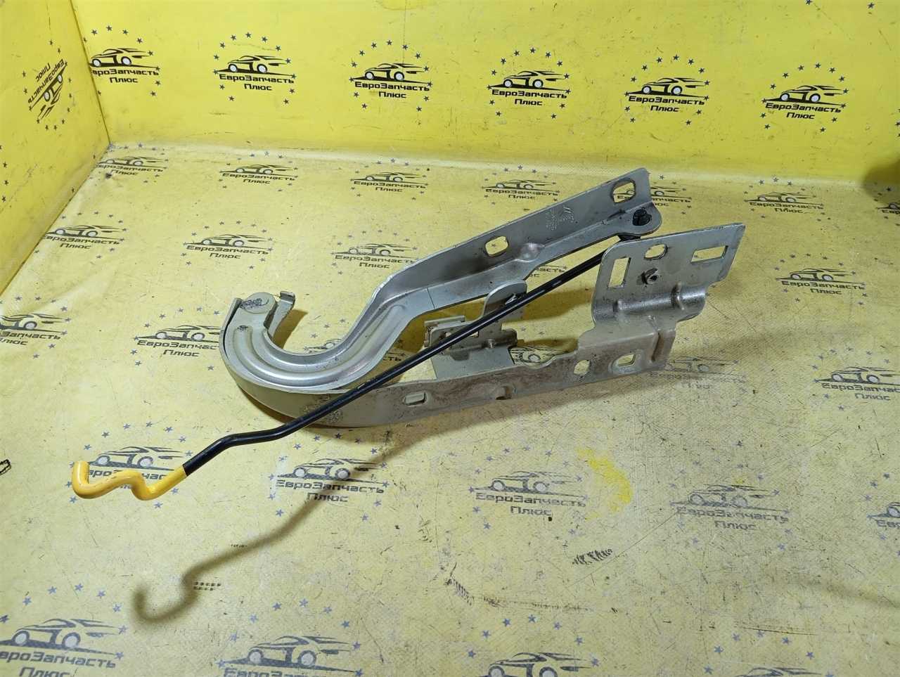 Петли капота передние левые Peugeot 3008 9682599080 контрактная