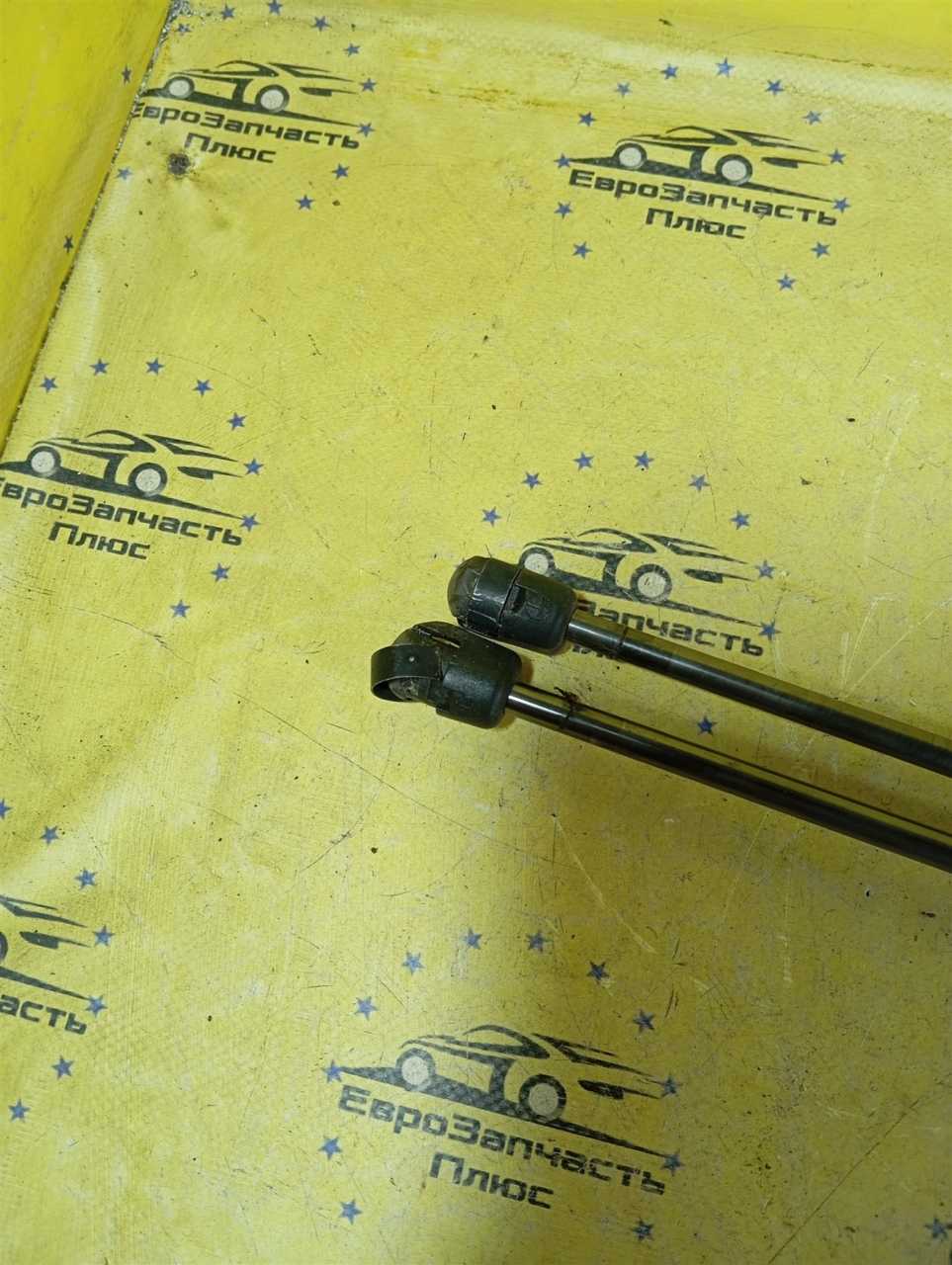 Амортизатор двери багажника Peugeot 3008