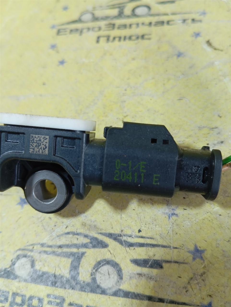 Датчик удара Peugeot 3008 9663904980 контрактная