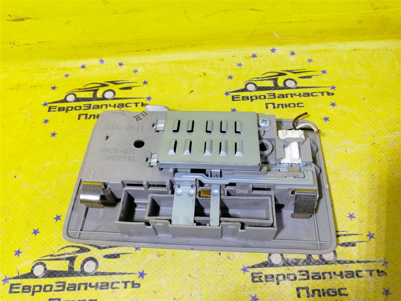 Плафон освещения салона Grand Vitara 2 JT