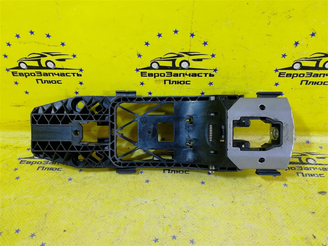 Кронштейн ручки двери Skoda Fabia 2 5J 5N0837885H контрактная