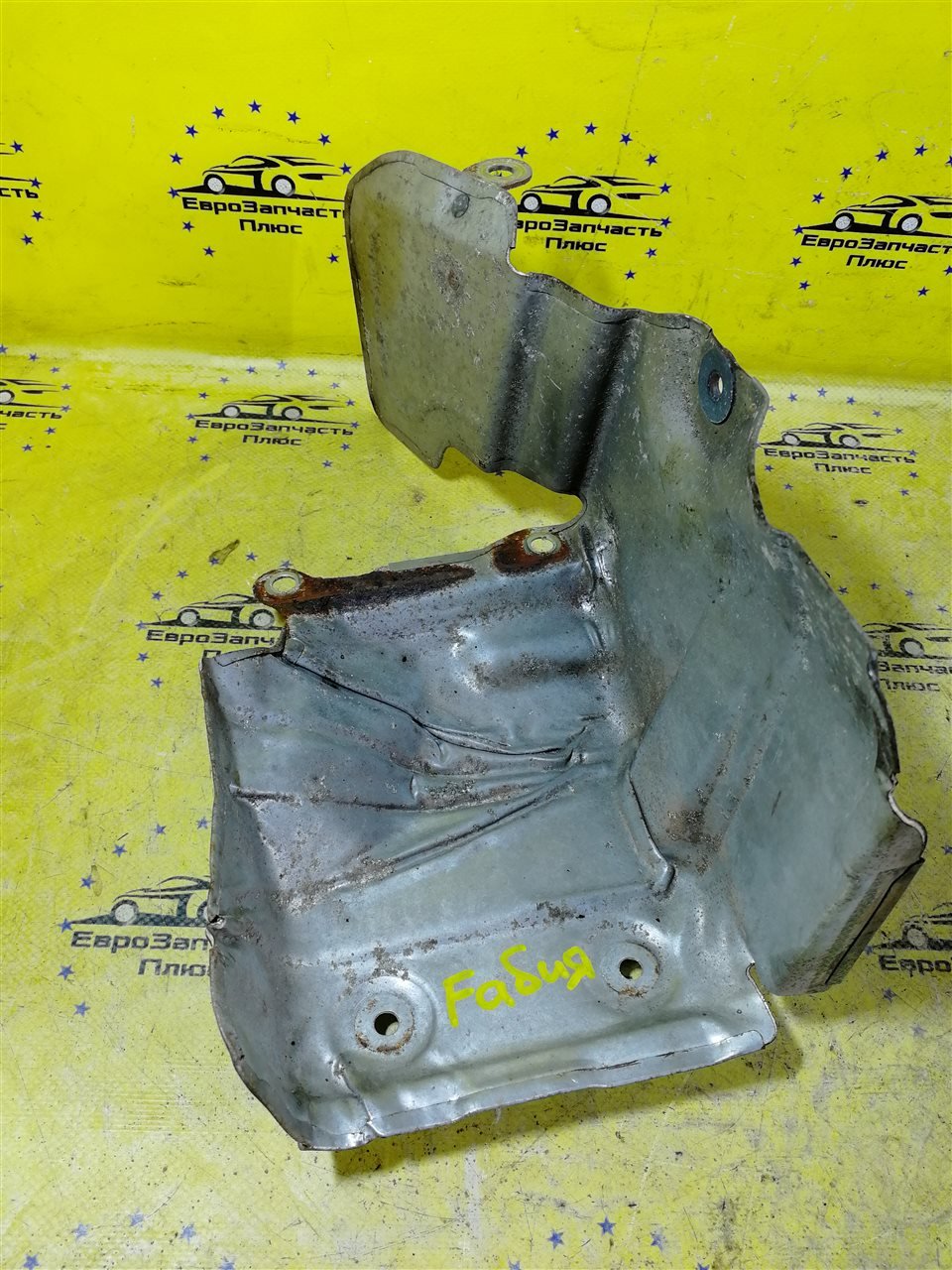 Тепловой экран Fabia 2 5J
