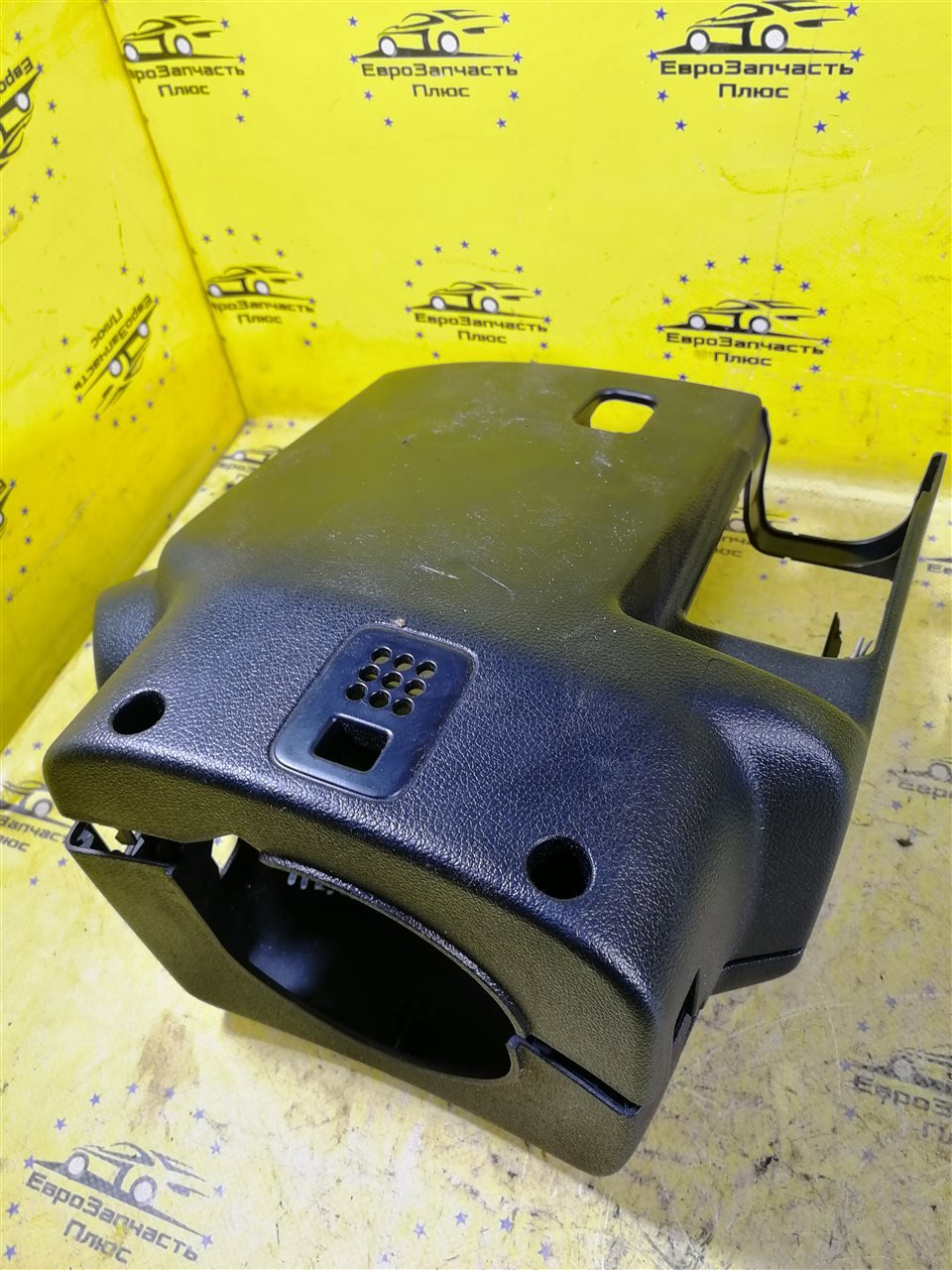 Кожух подрулевой Peugeot 308 Кожух подрулевой Peugeot 308