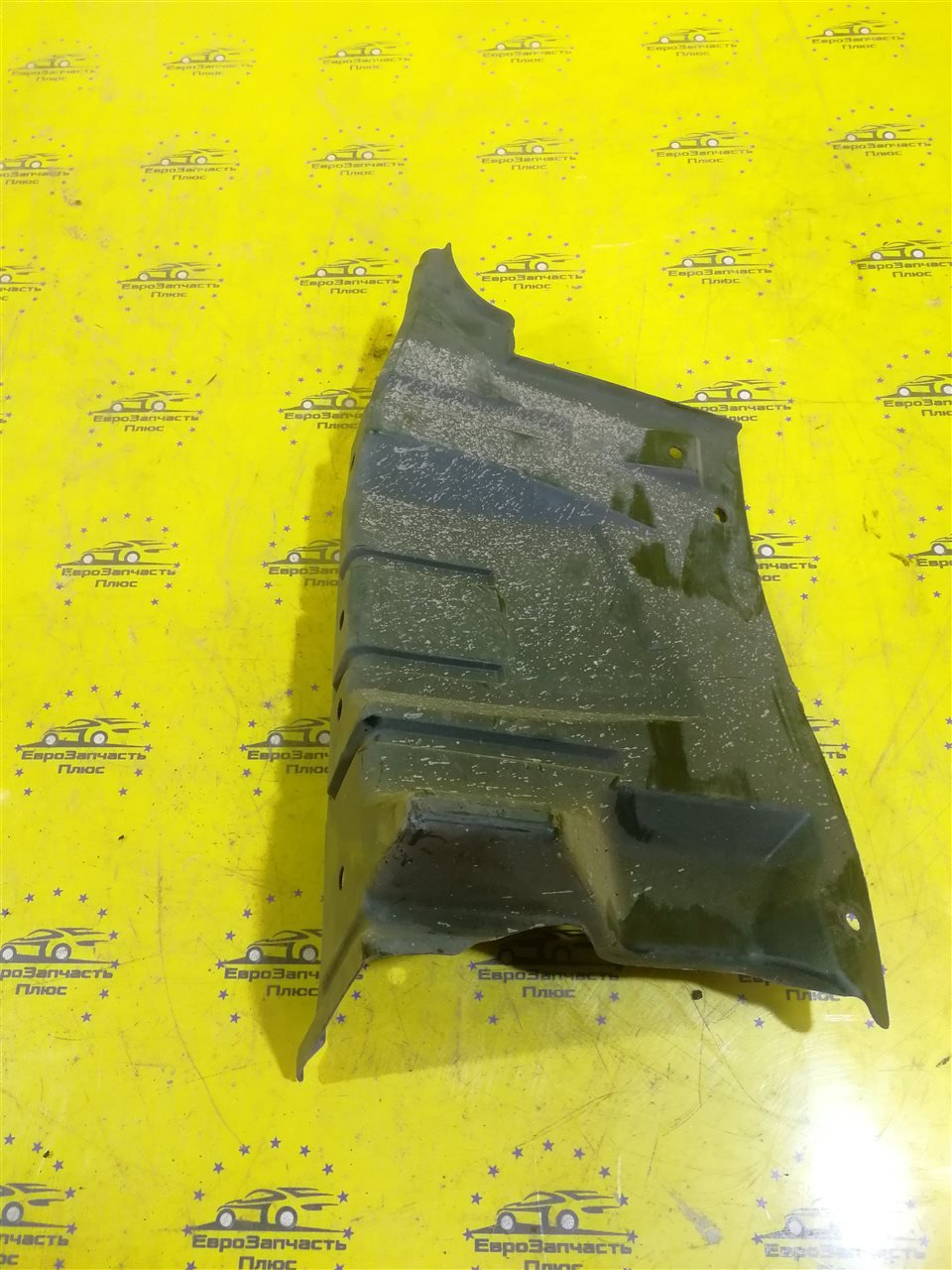 Пыльник двигателя левый Mitsubishi ASX GA