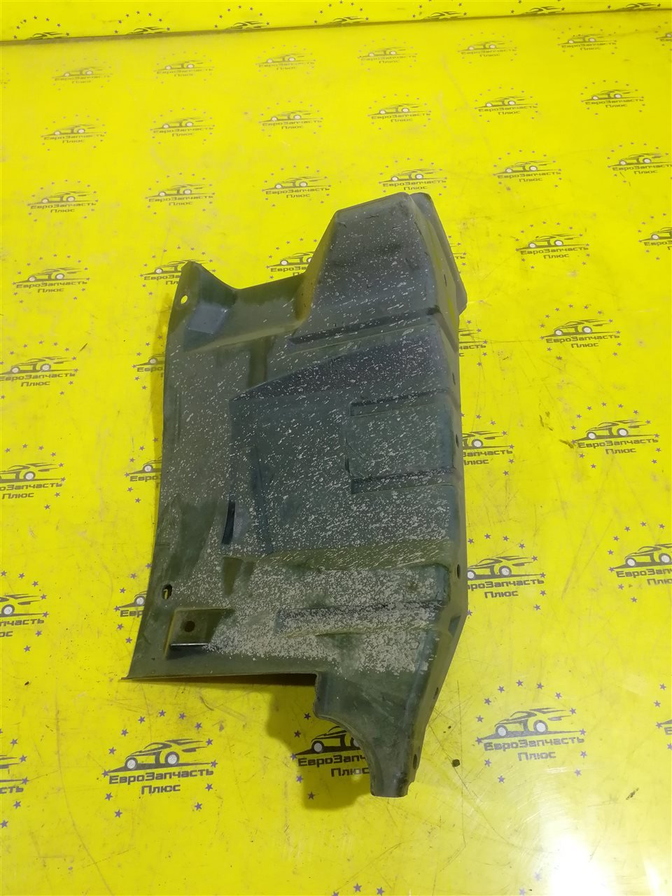 Пыльник двигателя левый ASX GA