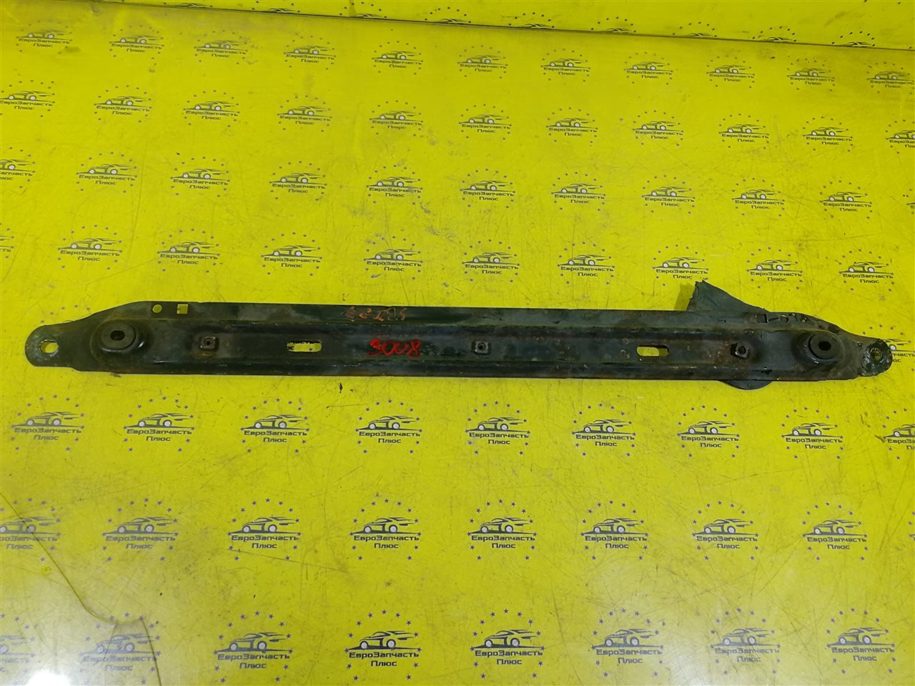 Планка радиатора Peugeot 3008 3502AW контрактная