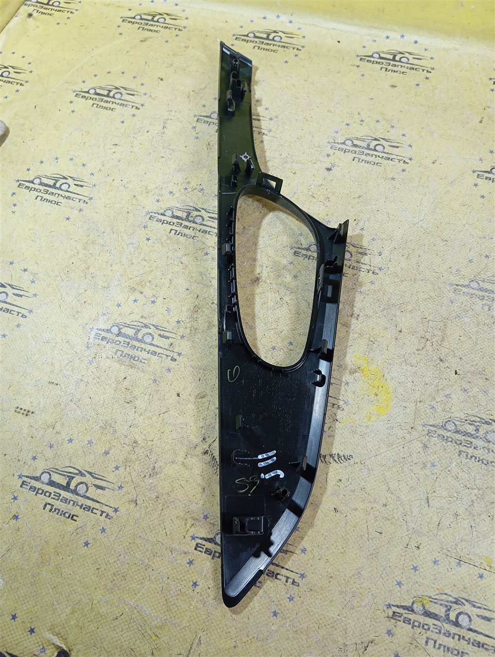 Накладка двери салона декоративная задняя правая Qashqai J11 Накладка двери салона декоративная задняя правая Qashqai J11