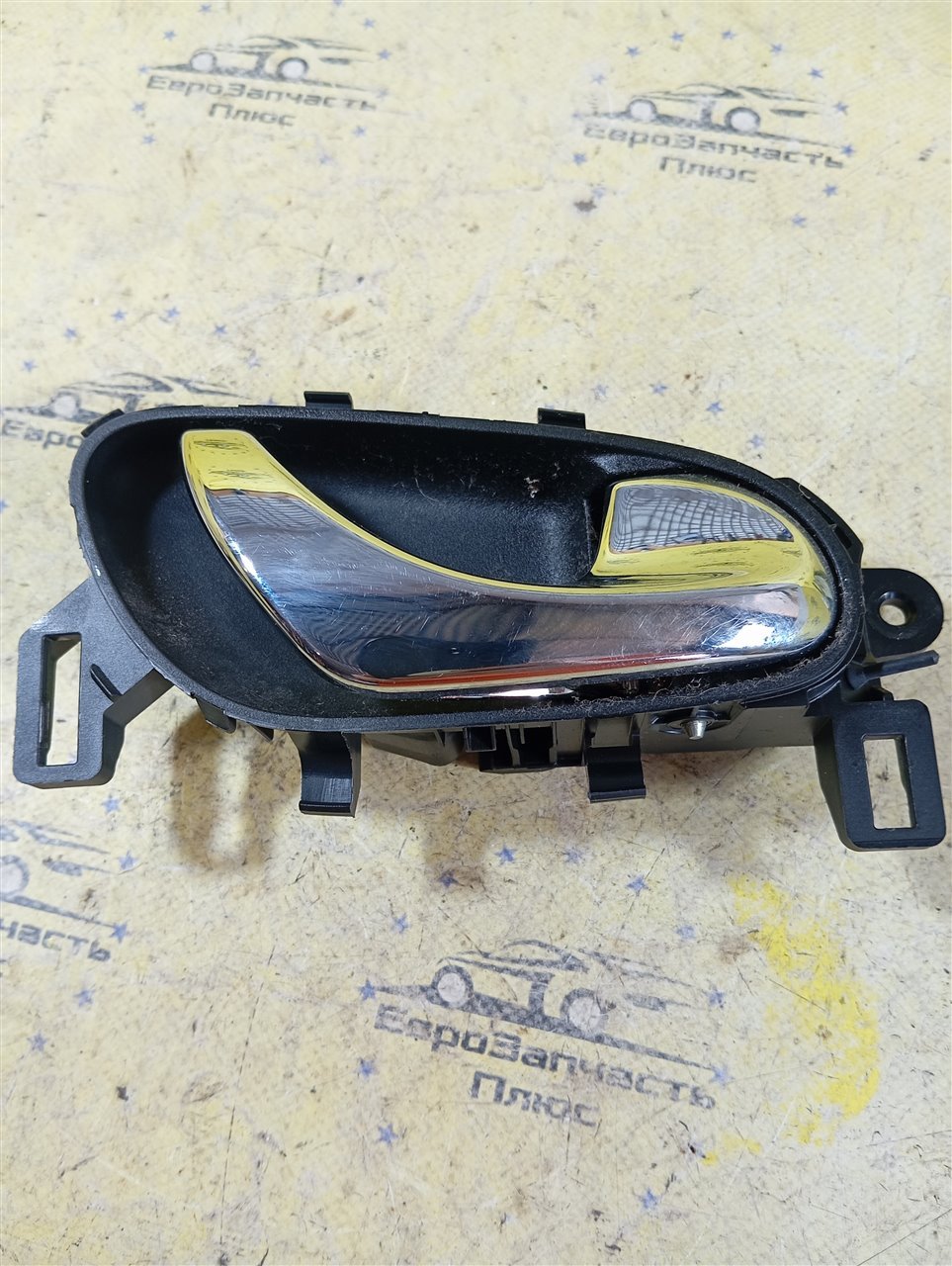 Ручка двери внутренняя задняя левая Nissan Qashqai J11 806714EA0A контрактная