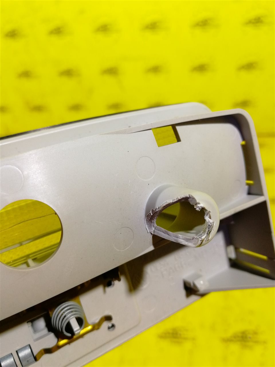 Плафон дефект Octavia A5 1Z