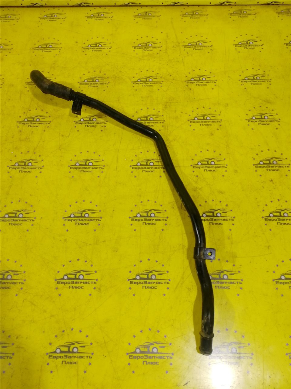 Запчасть трубка системы охлаждения Skoda Octavia A5 1Z 1K0121070BR контрактная Трубка системы охлаждения Skoda Octavia A5 1Z 1K0121070BR контрактная