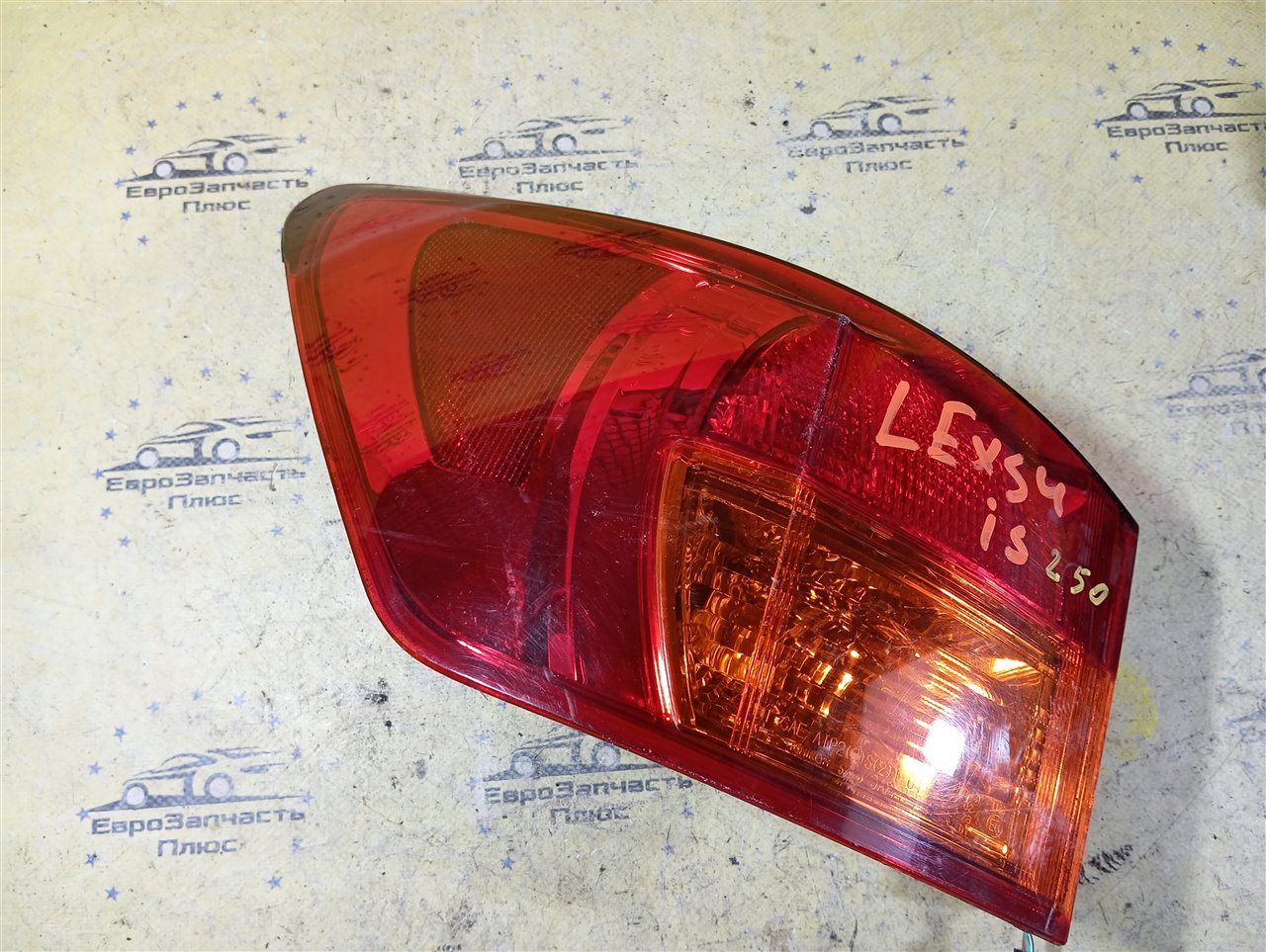 Фонарь задний левый Lexus IS 250 XE20 8156153160 контрактная