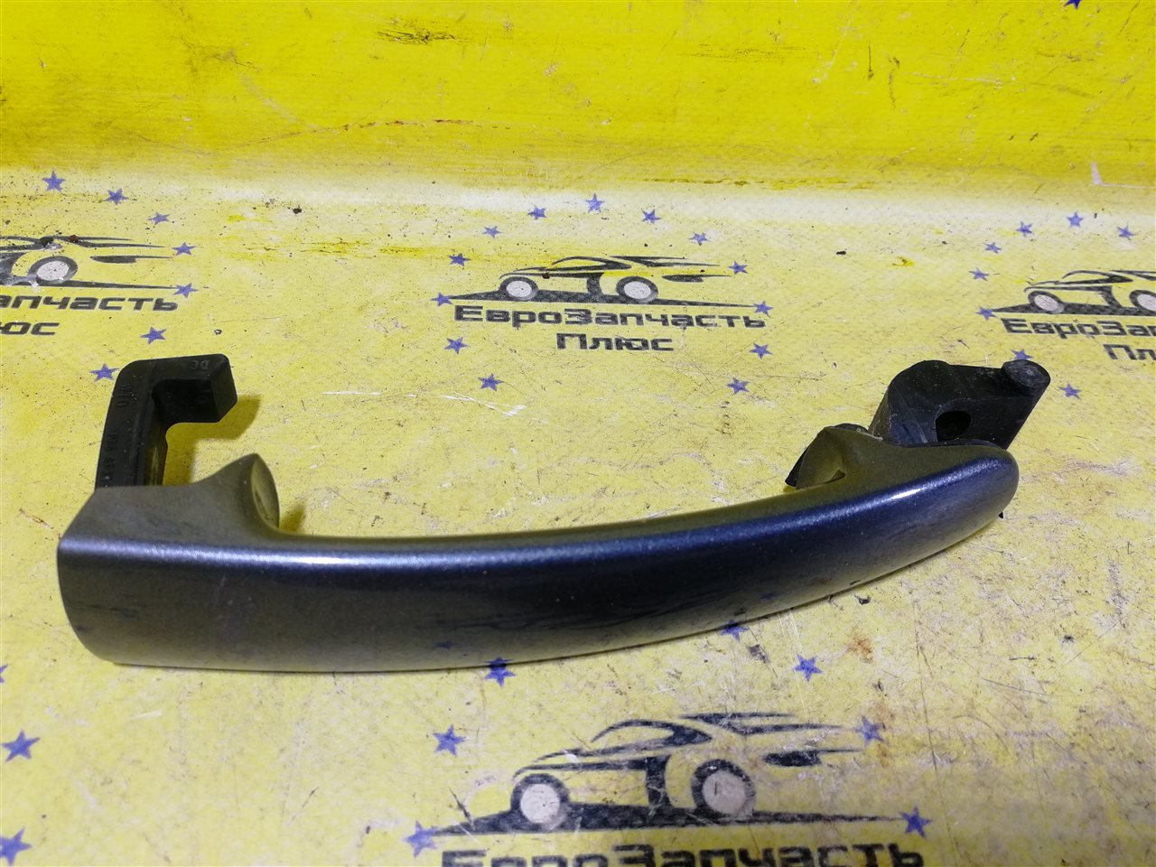 Ручка двери передняя левая Polo MK5