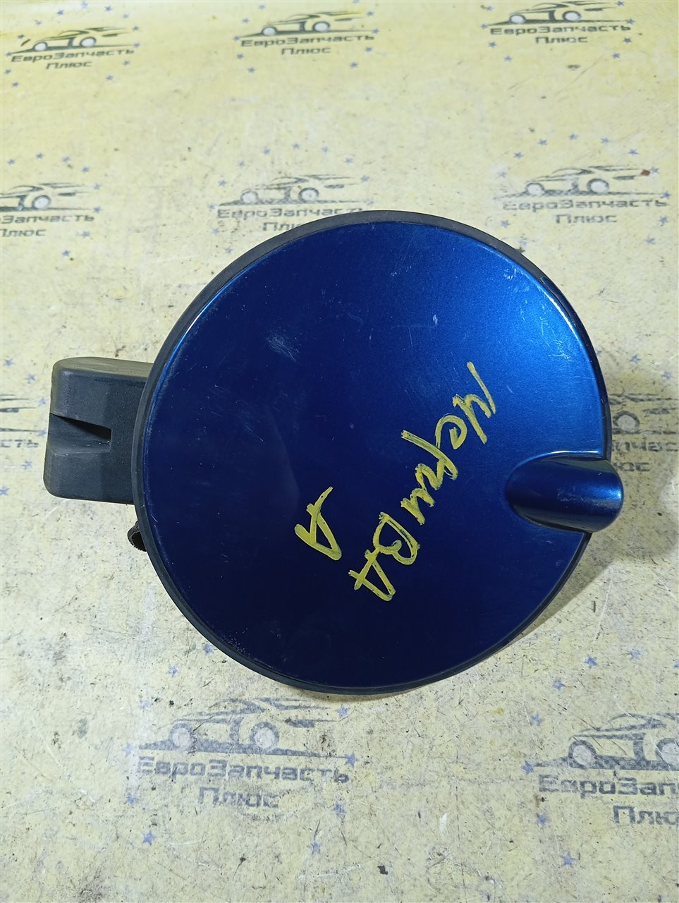 Лючок Opel Meriva А 93318785 контрактная