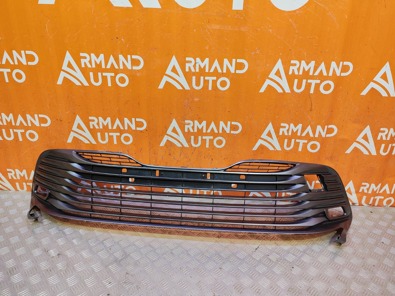 Решетка бампера передняя Toyota Camry 2017-2021 8 XV70 5310233160 Б/У