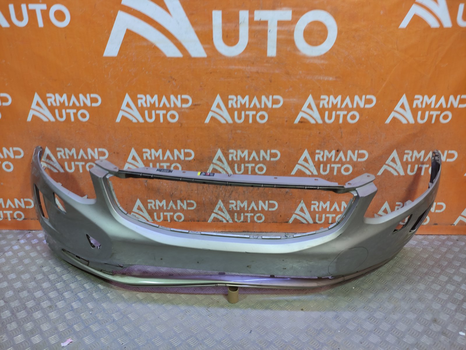 Бампер передний Volvo XC60 2013-2017 1 39834074 Б/У