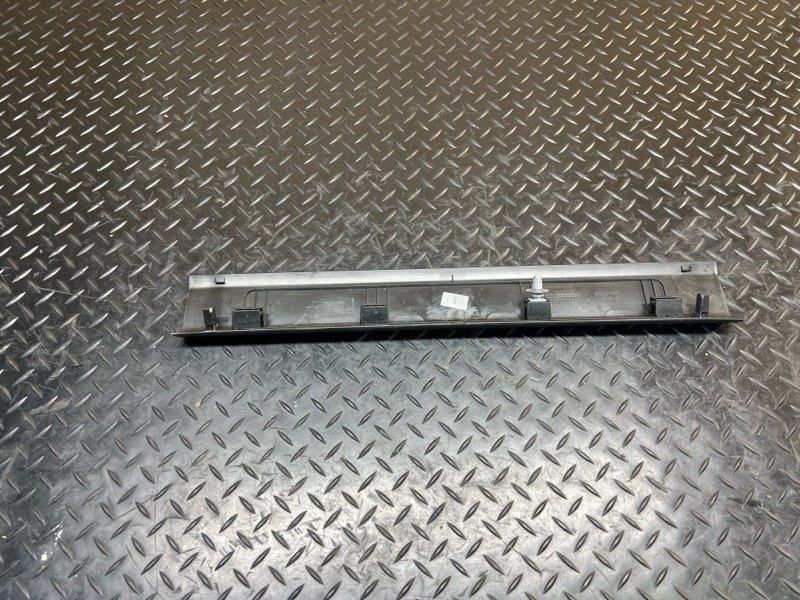 Накладка на порог салона 5 2023 G30 B57D30B Накладка на порог салона 5 2023 G30 B57D30B