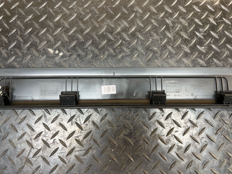 Накладка на порог салона 5 2020 G31 B47D20B