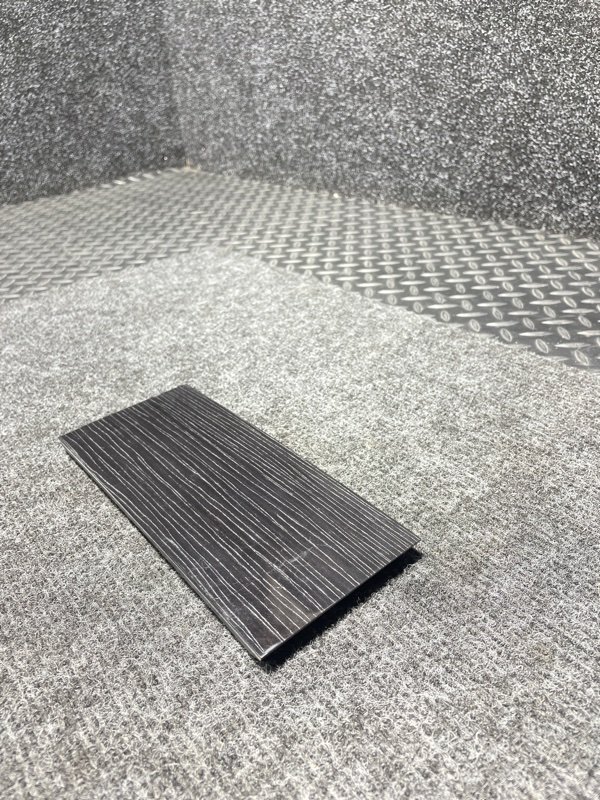 Декоративная панель центральной консоли BMW 7 g11 B57D30A