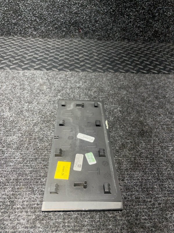 Декоративная панель центральной консоли 7 2016 g11 B57D30A