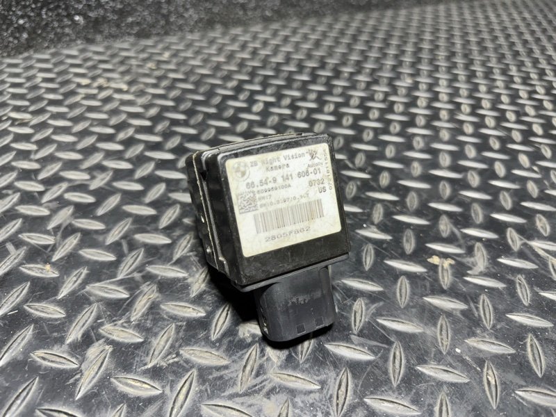 Night Vision камера 7 E65