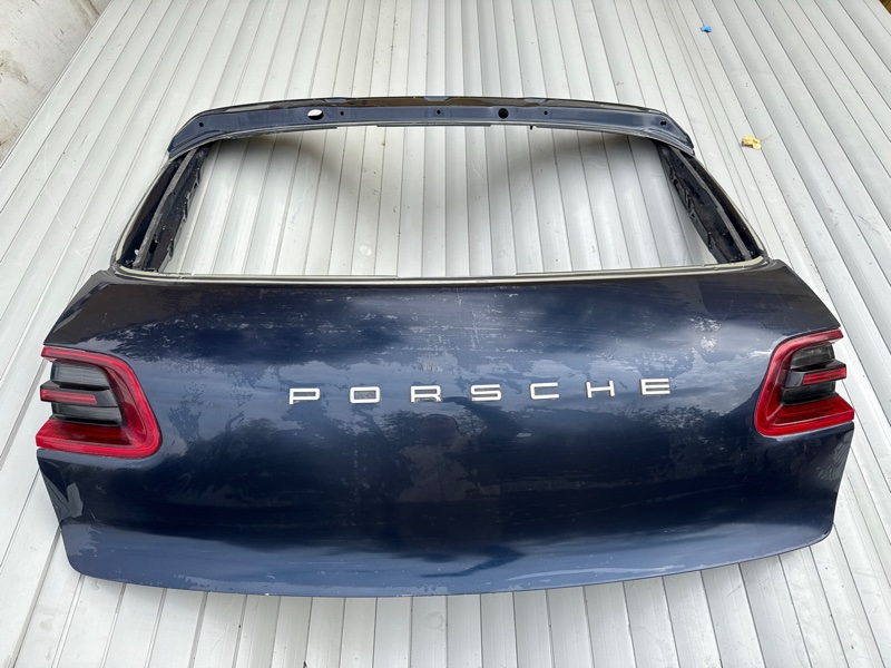 Крышка багажника Macan