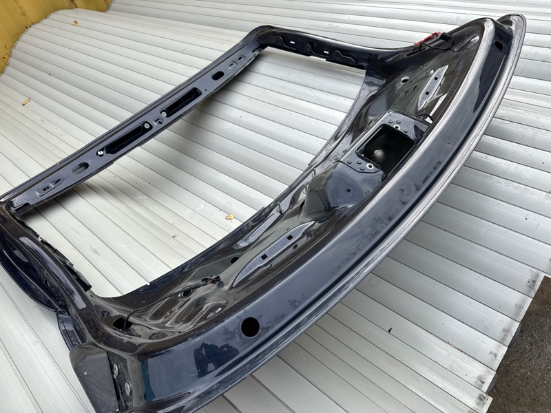 Крышка багажника Macan