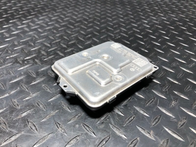 Блок управления фарой Cayenne 2020 9YA