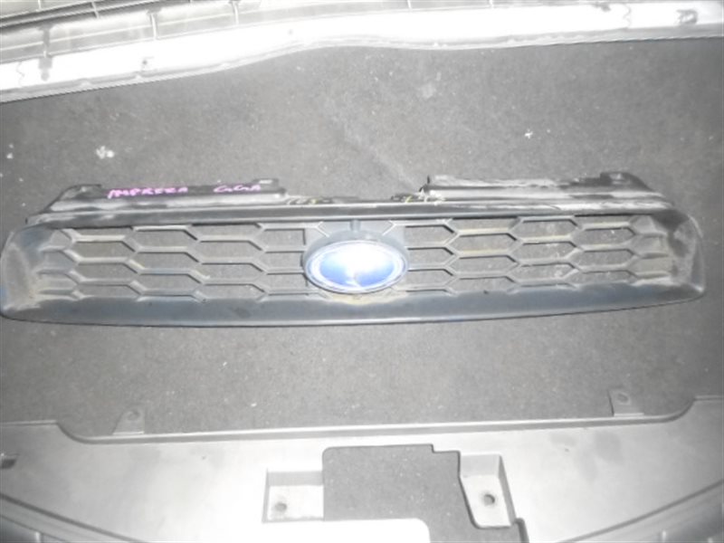 Решетка радиатора Subaru Impreza GGA EJ20 (б/у)