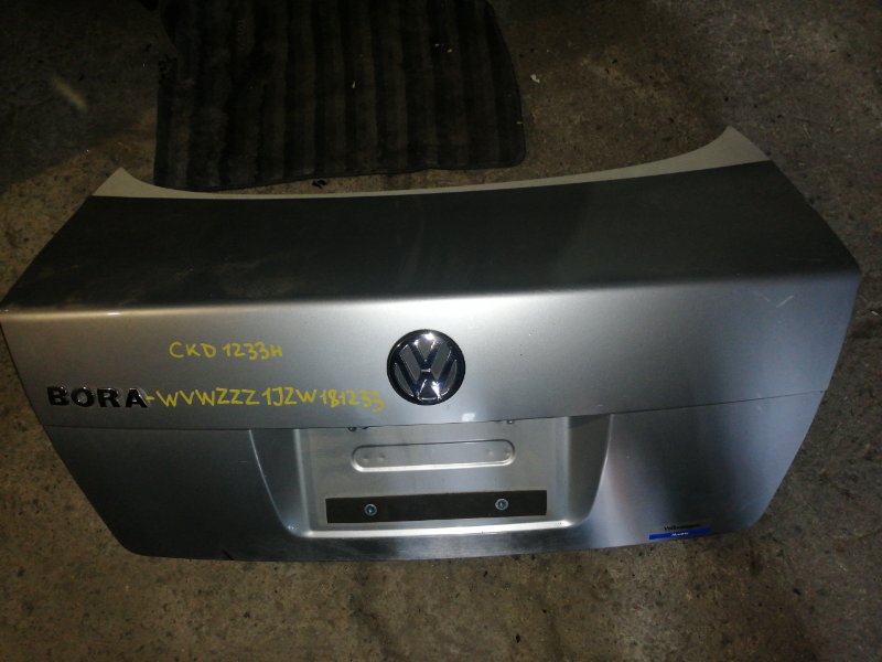 Крышка багажника Volkswagen Bora 1J2 AZJ (б/у)