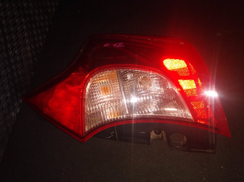 Стоп-сигнал Nissan Note E12 правый (б/у)