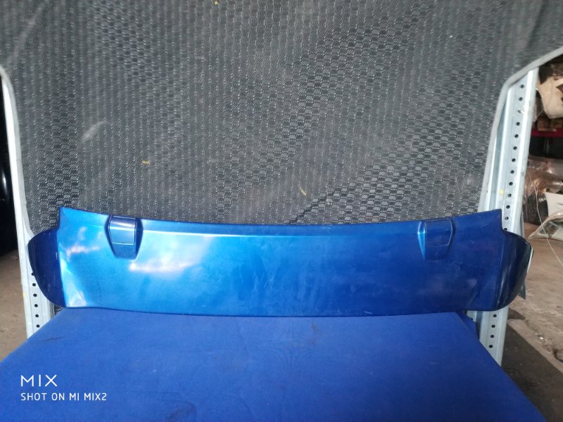 Спойлер Honda Fit GE6 (б/у) Спойлер Honda Fit GE6 (б/у)