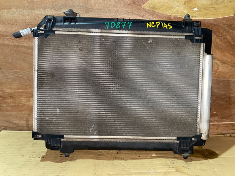 Радиатор охлаждения Toyota Porte NCP145 1NZ (б/у)