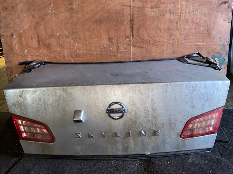 Крышка багажника Nissan Skyline V35 (б/у)